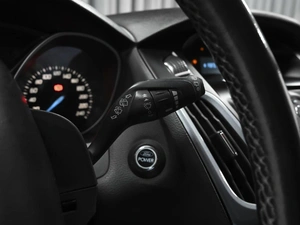 Хетчбэк Ford Focus 2013 года, 869000 рублей, Ставрополь