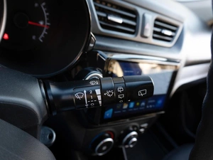 Хетчбэк Kia Rio 2014 года, 949000 рублей, Саратов