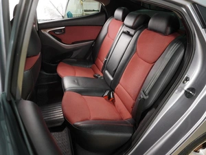 Седан Hyundai Elantra 2012 года, 1169000 рублей, Воронеж