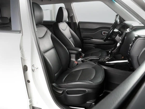 Внедорожник Kia Soul 2017 года, 1888000 рублей, Красный Пахарь