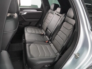 Внедорожник Volkswagen Touareg 2023 года, 9749000 рублей, Воронеж