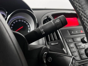 Седан Opel Astra 2013 года, 899900 рублей, Казань