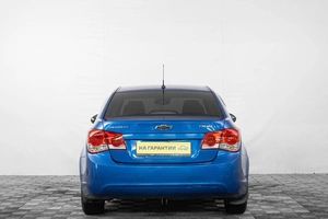Седан Chevrolet Cruze 2011 года, 659000 рублей, Кемерово