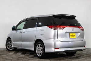 Минивэн Toyota Estima 2006 года, 1369000 рублей, Сургут