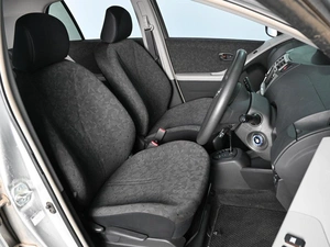 Хетчбэк Toyota Vitz 2010 года, 600000 рублей, Ростов-на-Дону