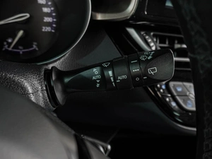 Внедорожник Toyota C-HR 2019 года, 2249000 рублей, Воронеж