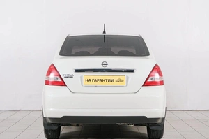 Седан Nissan Tiida Latio 2010 года, 649000 рублей, Красноярск