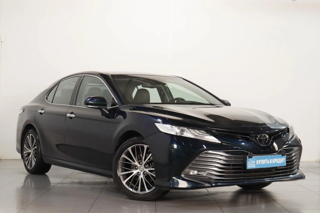 Седан Toyota Camry 2020 года, 2829000 рублей, Челябинск