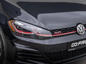 Хетчбэк Volkswagen Golf GTI 2019 года, 3140000 рублей, Краснодар