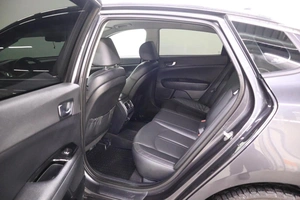 Седан Kia Optima 2018 года, 1660000 рублей, Брянск