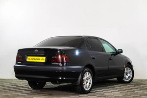 Седан Toyota Avensis 2000 года, 459000 рублей, Сургут