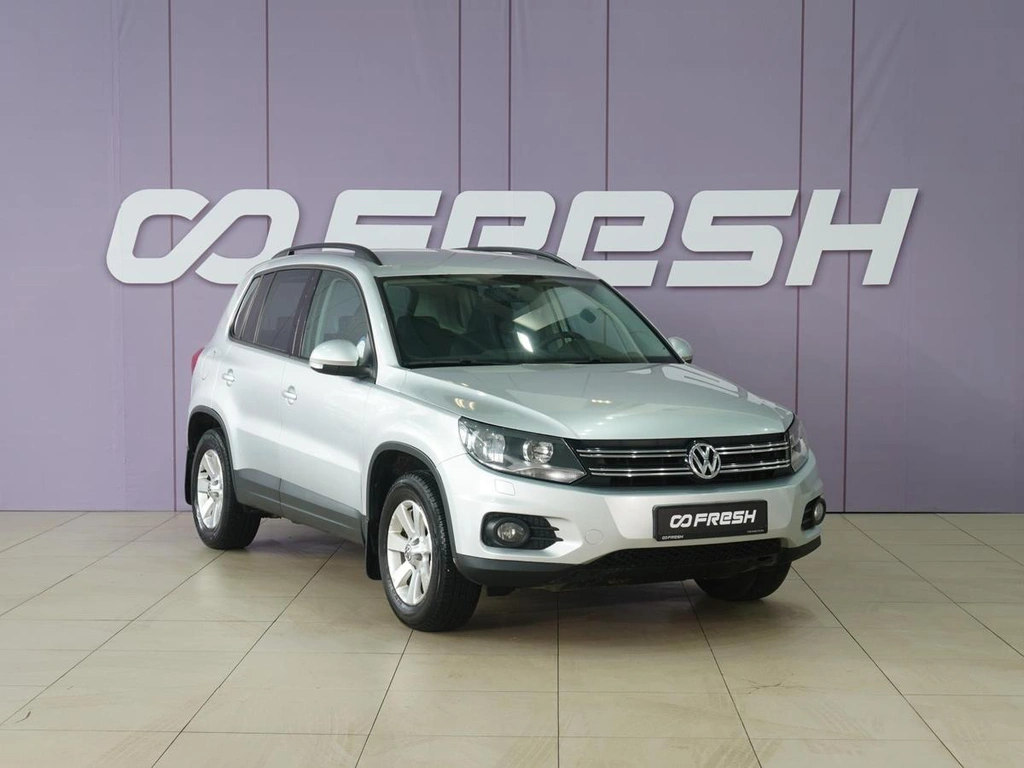 Внедорожник Volkswagen Tiguan 2013 года, 1177000 рублей, Тверь