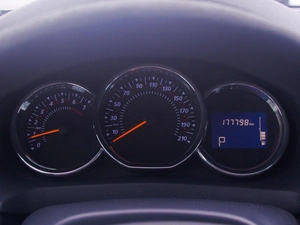 Хетчбэк Renault Sandero Stepway 2015 года, 935000 рублей, Владимир