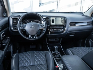 Внедорожник Mitsubishi Outlander 2022 года, 2670000 рублей, Ставрополь