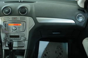 Седан Ford Mondeo 2008 года, 869000 рублей, Омск