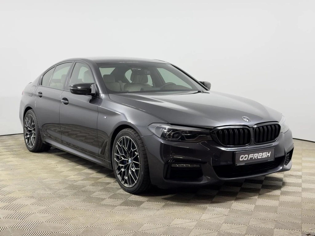 Седан BMW 5 серия 2018 года, 4409900 рублей, Казань