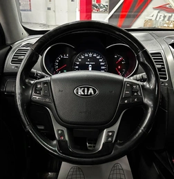 Внедорожник Kia Sorento 2013 года, 1800000 рублей, Красноярск
