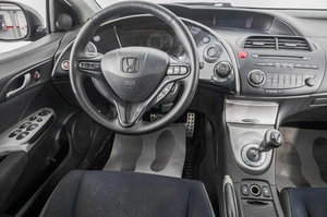 Хетчбэк Honda Civic 2008 года, 839000 рублей, Барнаул