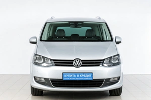 Минивэн Volkswagen Sharan 2012 года, 1369000 рублей, Челябинск