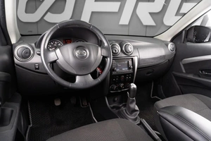 Седан Nissan Almera 2013 года, 799000 рублей, Петрозаводск