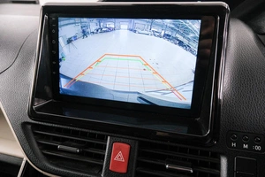 Минивэн Toyota Noah 2019 года, 2199000 рублей, Красноярск