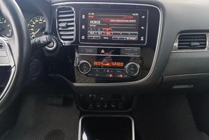 Внедорожник Mitsubishi Outlander 2019 года, 2650000 рублей, Красноярск