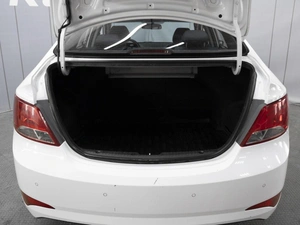 Седан Hyundai Solaris 2015 года, 1130000 рублей, Омск