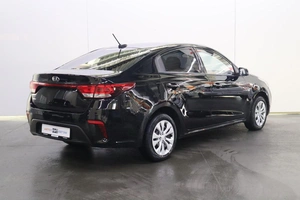 Седан Kia Rio 2019 года, 1165000 рублей, Брянск