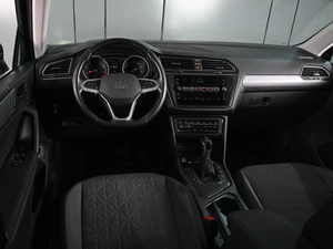 Внедорожник Volkswagen Tiguan 2021 года, 2849000 рублей, Ростов-на-Дону