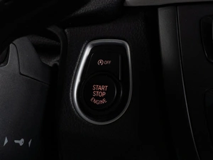 Седан BMW 3 серия 2013 года, 1799000 рублей, Тюмень