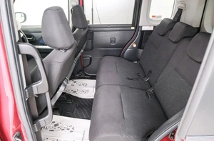Минивэн Toyota Roomy 2017 года, 939000 рублей, Красноярск
