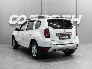 Внедорожник Renault Duster 2016 года, 1050000 рублей, Тюмень