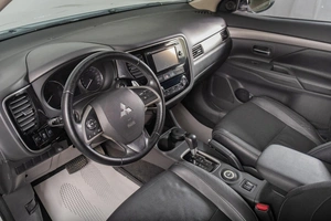 Внедорожник Mitsubishi Outlander 2013 года, 1779000 рублей, Томск
