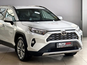Внедорожник Toyota RAV4 2019 года, 2987000 рублей, Солонцы
