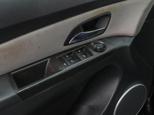 Седан Chevrolet Cruze 2014 года, 749000 рублей, Сургут