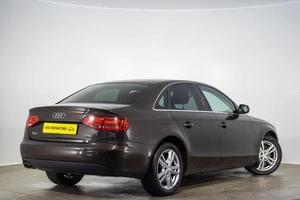 Седан Audi A4 2011 года, 1209000 рублей, Оренбург