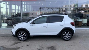 Хетчбэк Renault Sandero Stepway 2021 года, 1220000 рублей, Солонцы