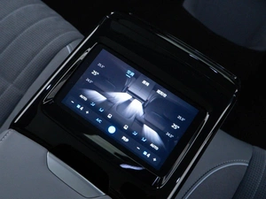 Седан Voyah Passion 2023 года, 3949050 рублей, Москва