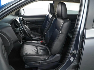 Внедорожник Mitsubishi Outlander 2012 года, 1047055 рублей, Москва