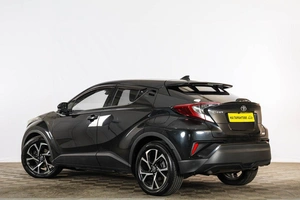 Внедорожник Toyota C-HR 2018 года, 2029000 рублей, Тюмень