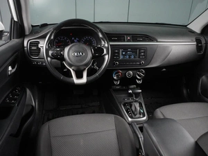 Седан Kia Rio 2021 года, 1499000 рублей, Красный Пахарь