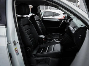 Внедорожник Volkswagen Tiguan 2018 года, 2449000 рублей, Волгоград