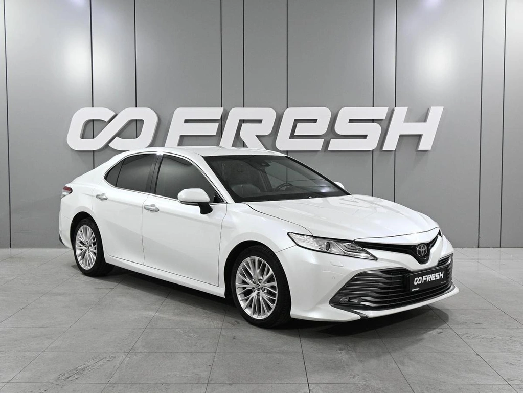 Седан Toyota Camry 2018 года, 2749000 рублей, Ростов-на-Дону