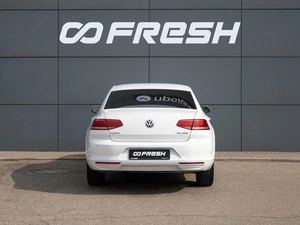 Седан Volkswagen Passat 2015 года, 1925000 рублей, Краснодар