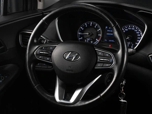 Внедорожник Hyundai Santa Fe 2019 года, 2549000 рублей, Тюмень