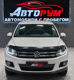 Внедорожник Volkswagen Tiguan 2012 года, 1397000 рублей, Красноярск