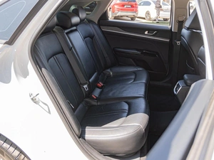 Седан Kia K5 2021 года, 2350000 рублей, Краснодар