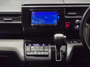 Минивэн Honda Stepwgn 2015 года, 1899000 рублей, Красноярск