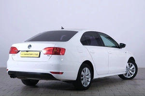 Седан Volkswagen Jetta 2013 года, 839000 рублей, Омск