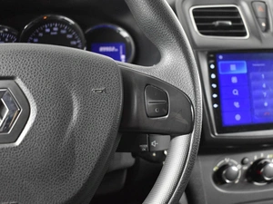 Седан Renault Logan 2016 года, 869900 рублей, Казань